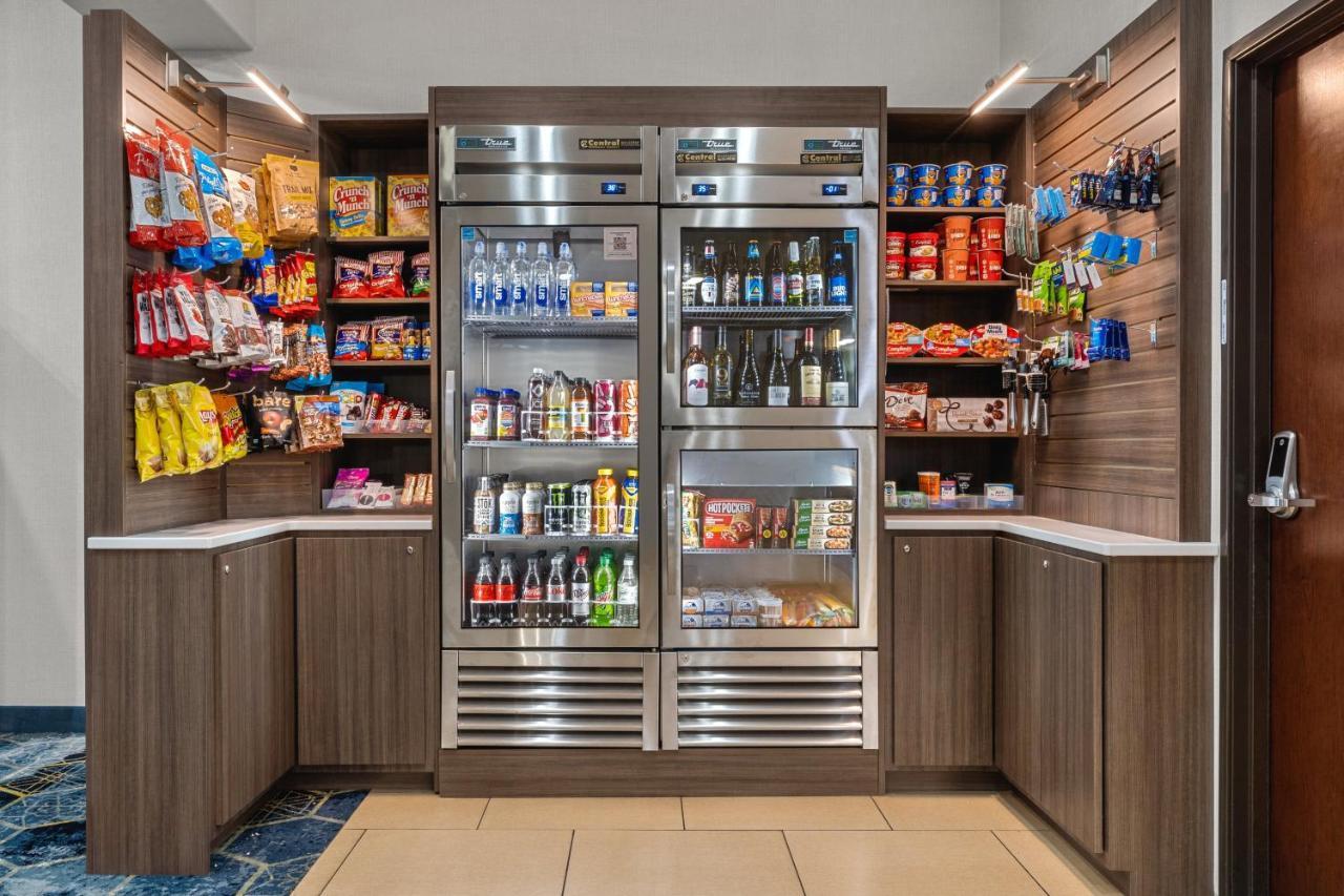 Holiday Inn Express Wenatchee By Ihg Buitenkant foto