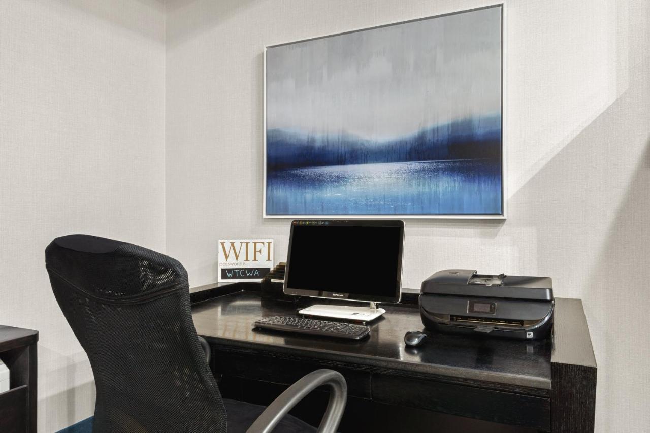 Holiday Inn Express Wenatchee By Ihg Buitenkant foto