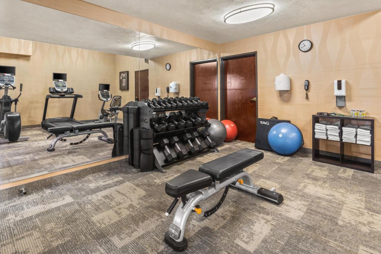 Holiday Inn Express Wenatchee By Ihg Buitenkant foto