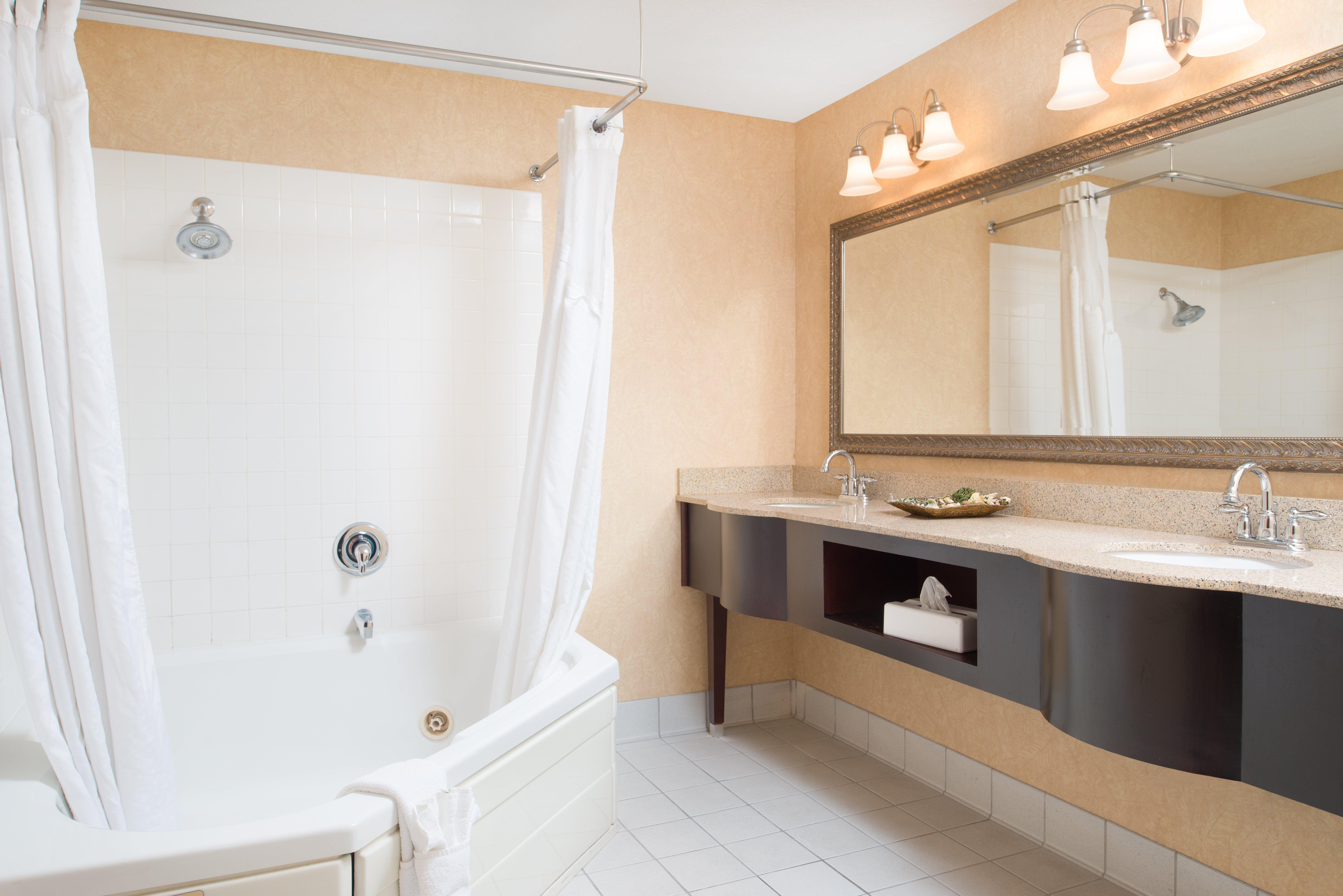 Holiday Inn Express Wenatchee By Ihg Buitenkant foto