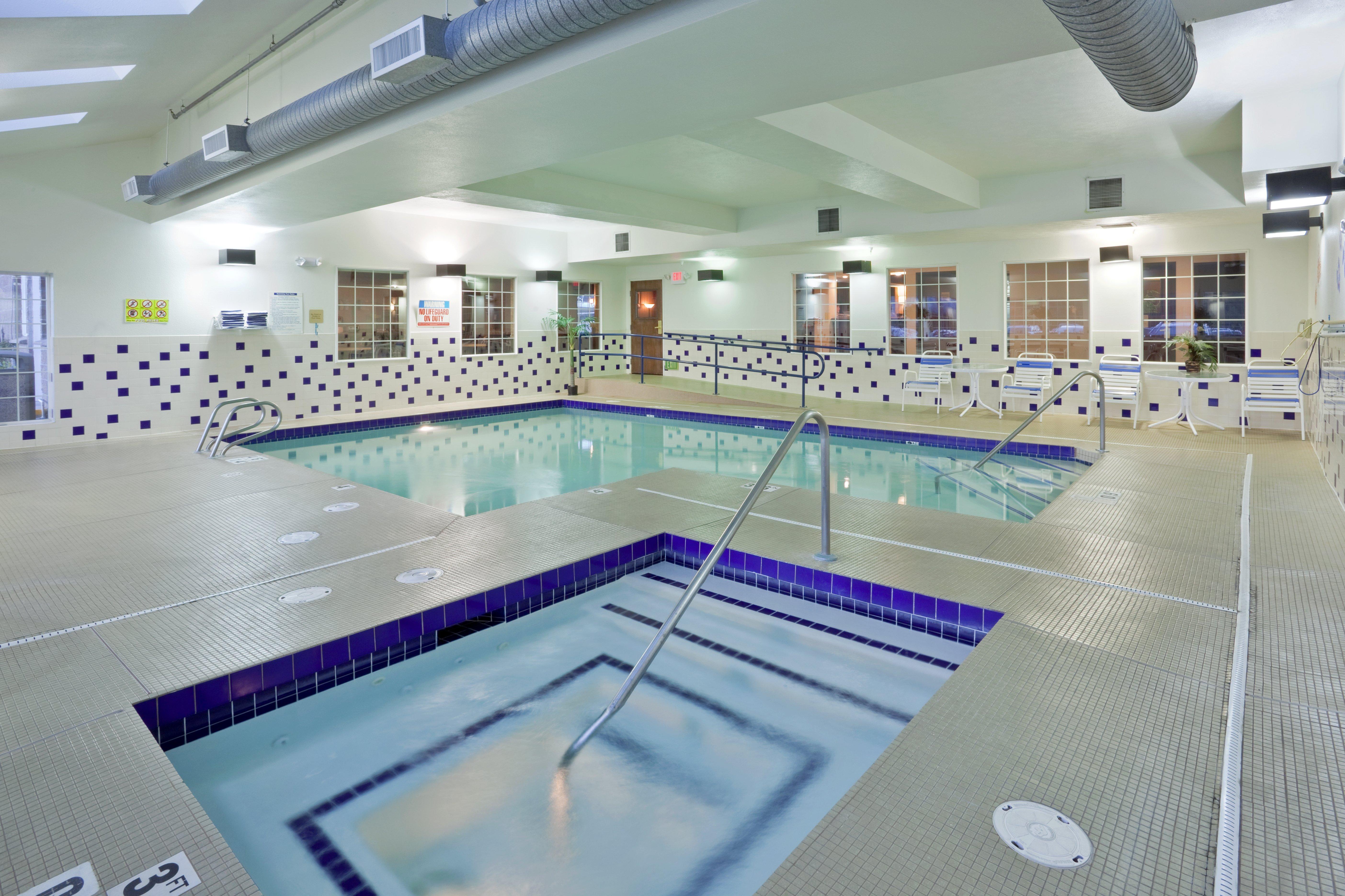 Holiday Inn Express Wenatchee By Ihg Buitenkant foto