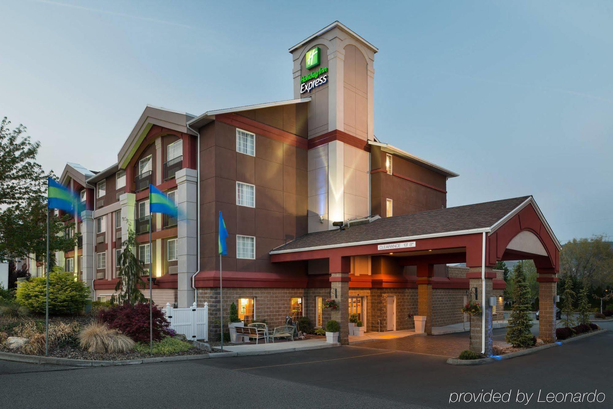 Holiday Inn Express Wenatchee By Ihg Buitenkant foto